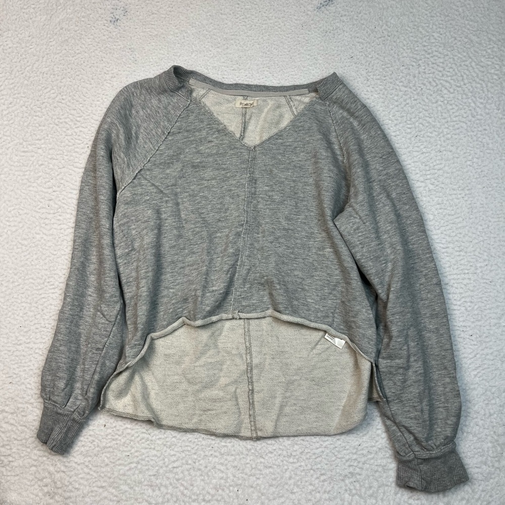 Anthropologie Gray Raw-Hem Long Sleeve Sweatshirt